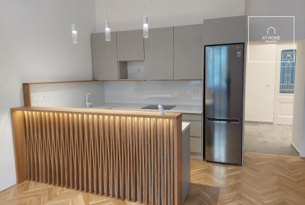 Elegant 3-bedroom Apartment for Rent in Gellérthegy, District XI