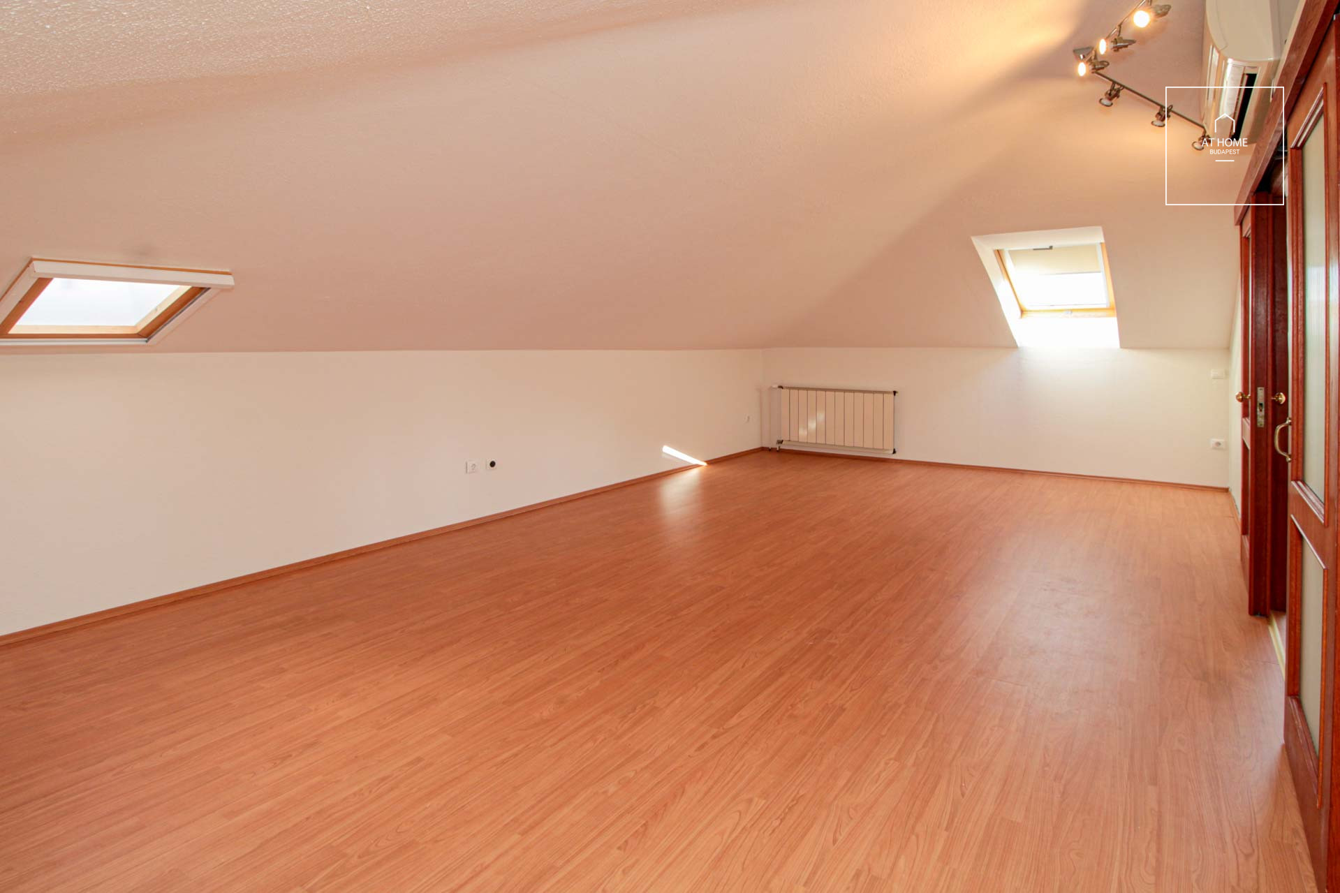 Elegant apartment for rent Budapest II. district, Csatárka