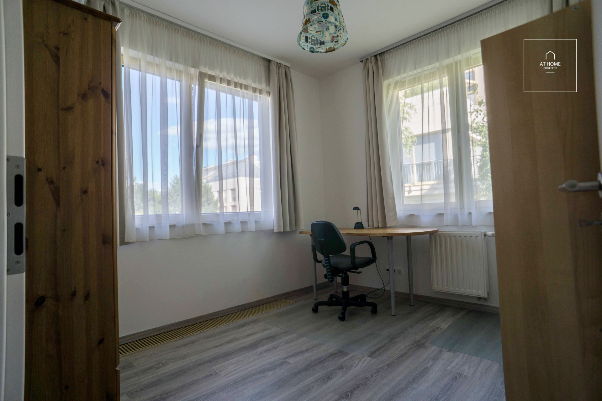 Sunny, 3-bedroom apartment for rent in 2nd district, Szemlőhegy