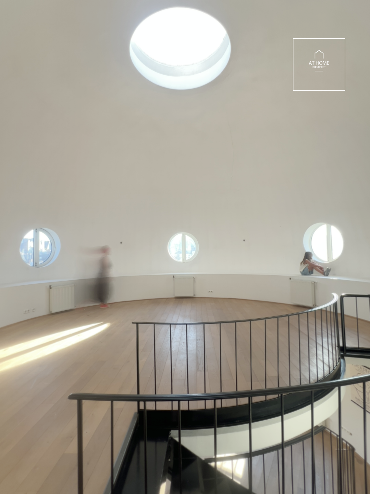 PANORAMIC DUPLEX CORNER APARTMENT WITH AN ICONIC DOME