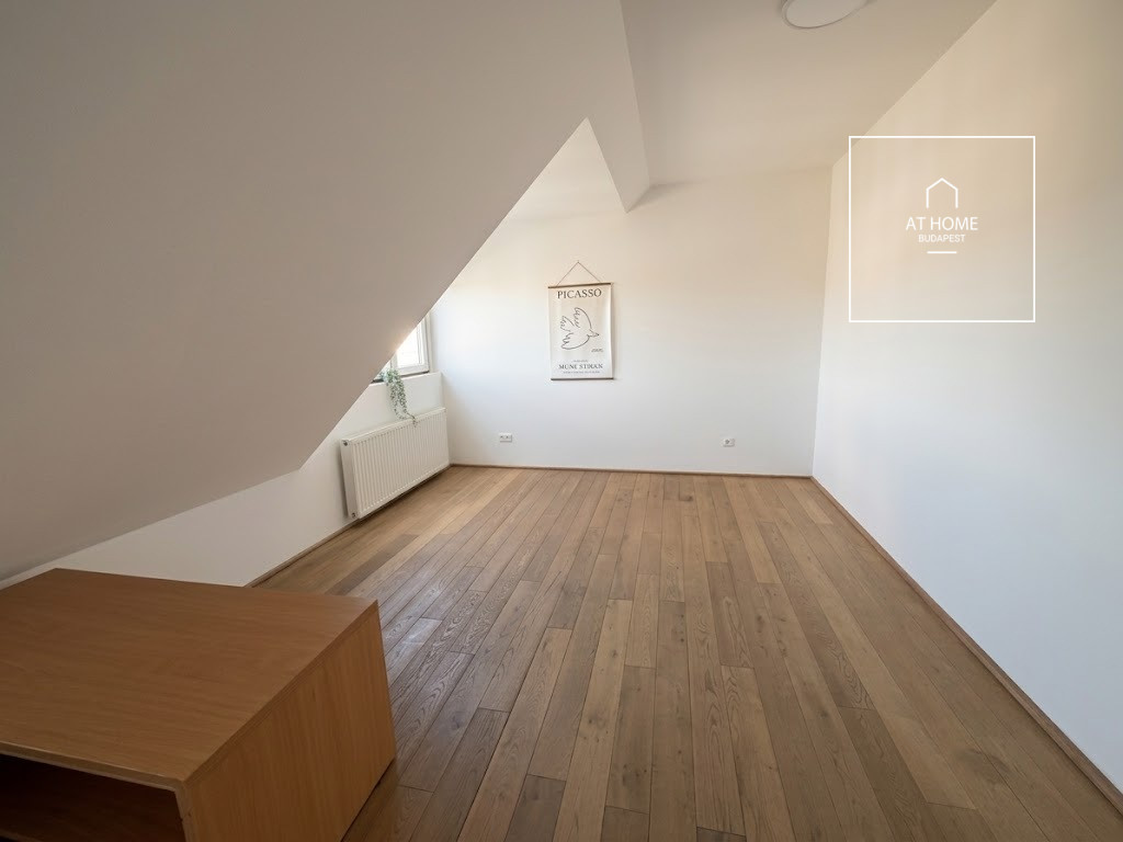 PANORAMIC DUPLEX CORNER APARTMENT WITH AN ICONIC DOME