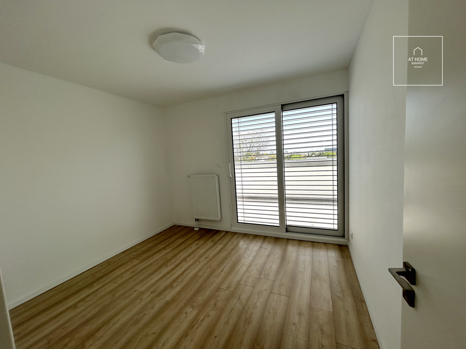 Három hálószobás prémium lakás kiadó Budapest XI. kerület, Sasad