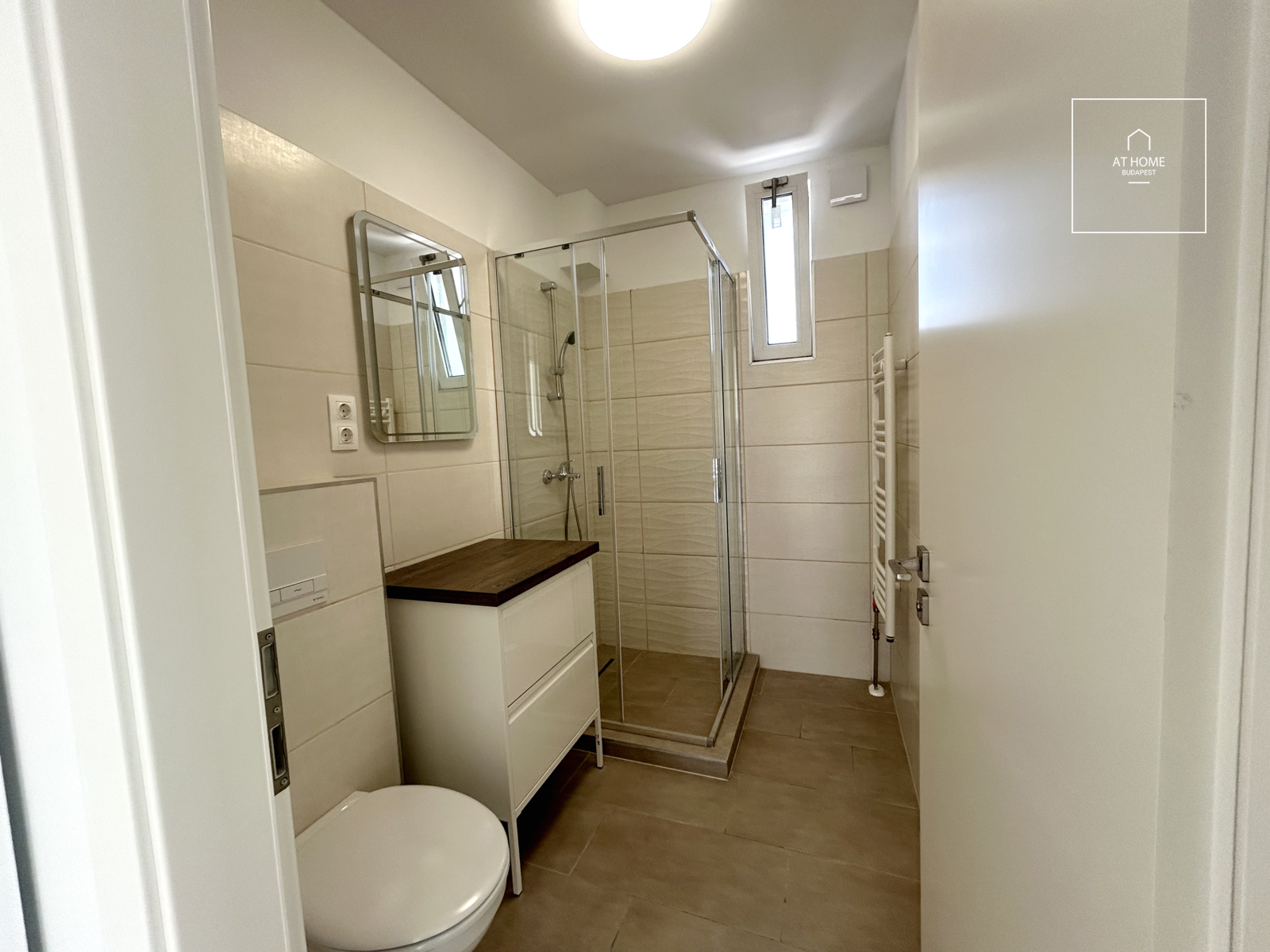Három hálószobás prémium lakás kiadó Budapest XI. kerület, Sasad