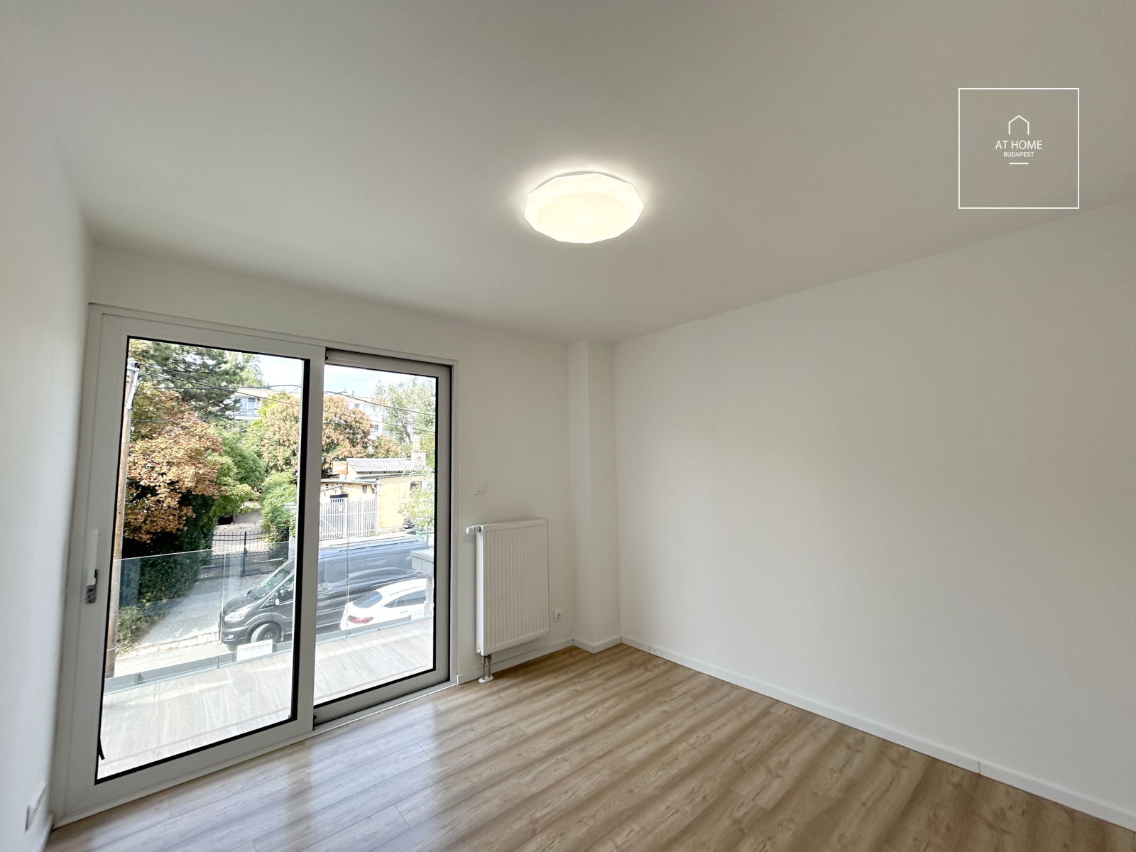 Három hálószobás prémium lakás kiadó Budapest XI. kerület, Sasad