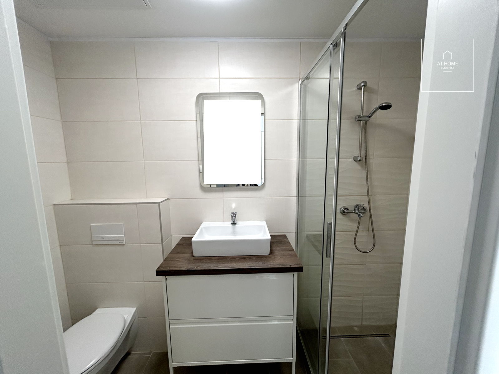 Három hálószobás prémium penthouse lakás kiadó Budapest XI. kerület, Sasad