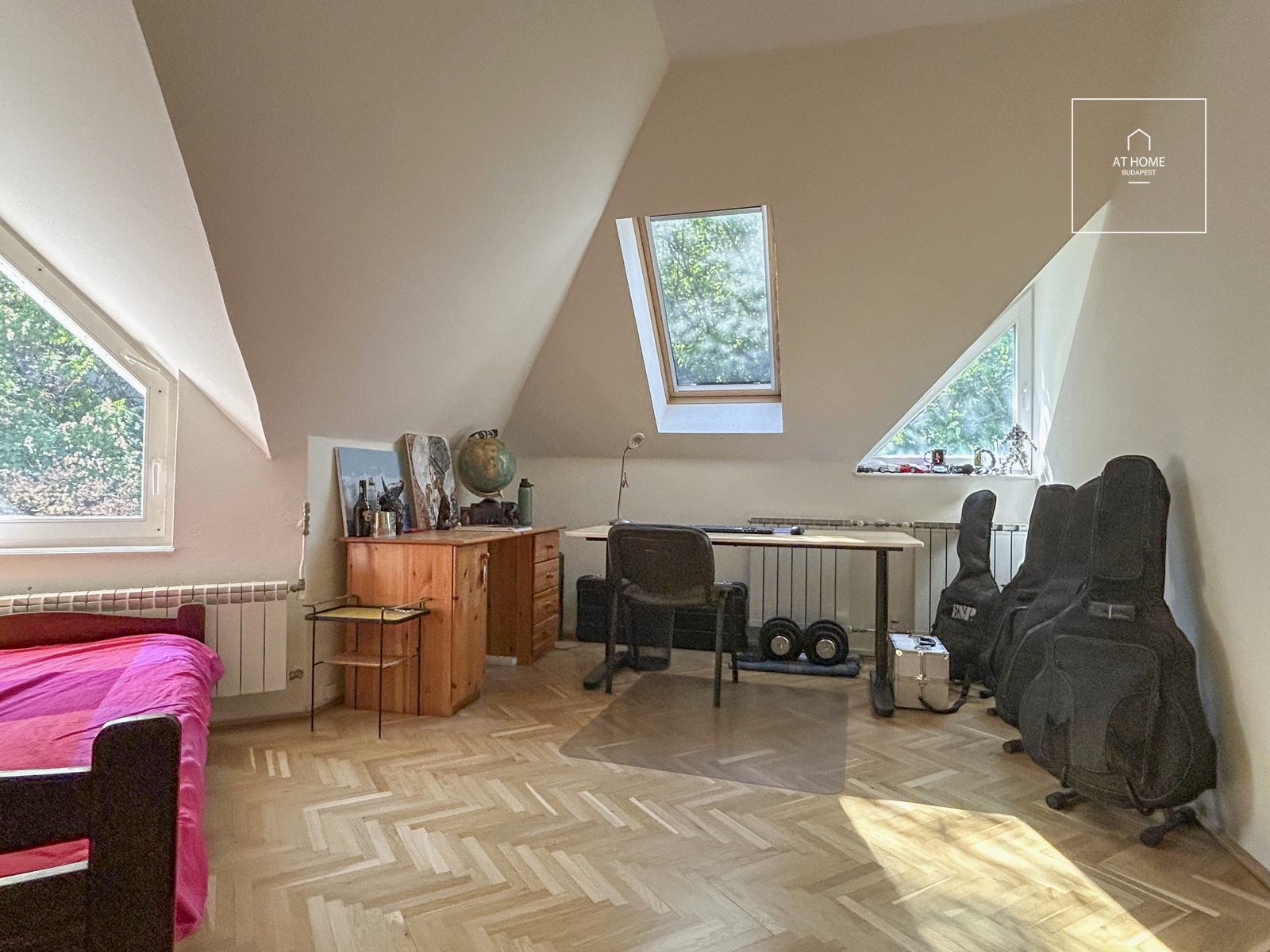 EXCEPTIONAL KÚTVÖLGY VILLA – TWO INDEPENDENT RESIDENCES WITHIN A PRESTIGIOUS BUDA PROPERTY