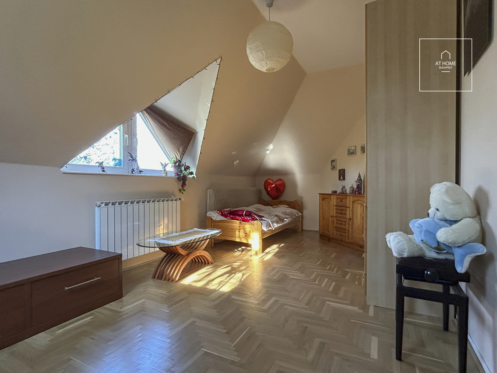 EXCEPTIONAL KÚTVÖLGY VILLA – TWO INDEPENDENT RESIDENCES WITHIN A PRESTIGIOUS BUDA PROPERTY