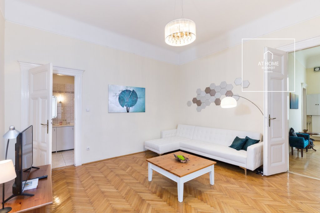 Elegant apartment for rent Budapest V. district, Belváros