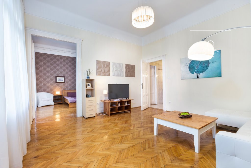 Elegant apartment for rent Budapest V. district, Belváros