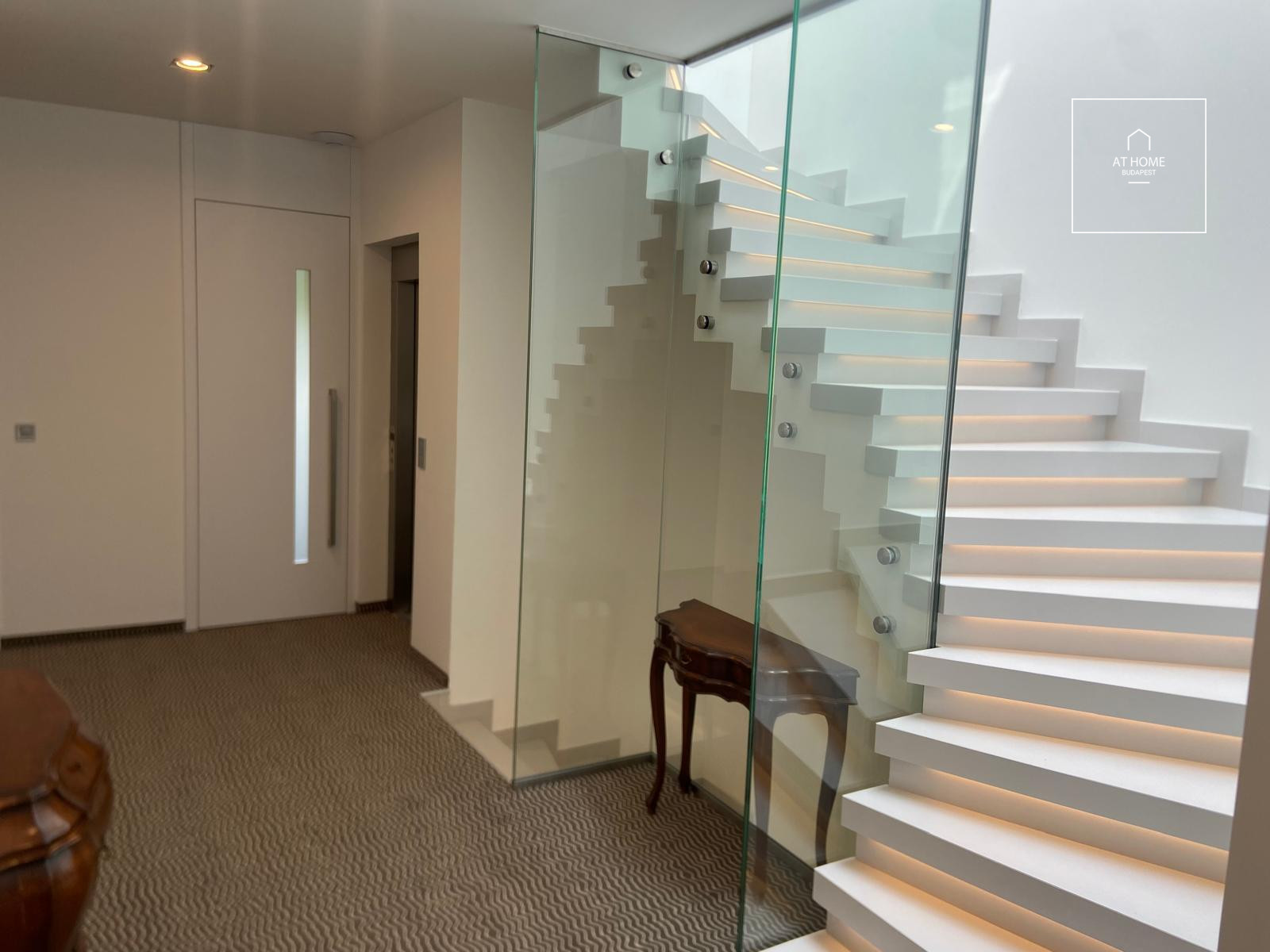 Luxury semi-detached house for rent Budapest I. district, Gellérthegy
