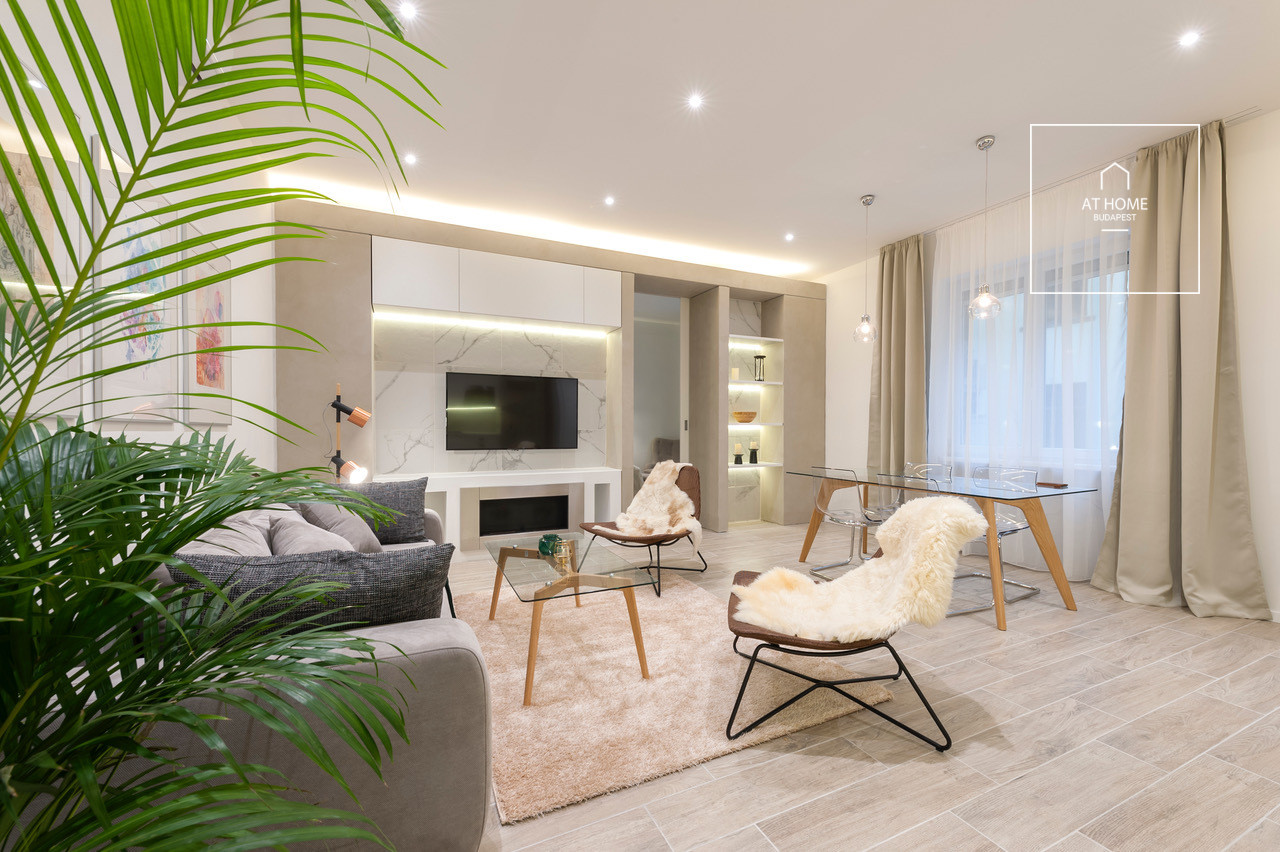 Renovated Scandinavian-style apartment near the Opera in District VI