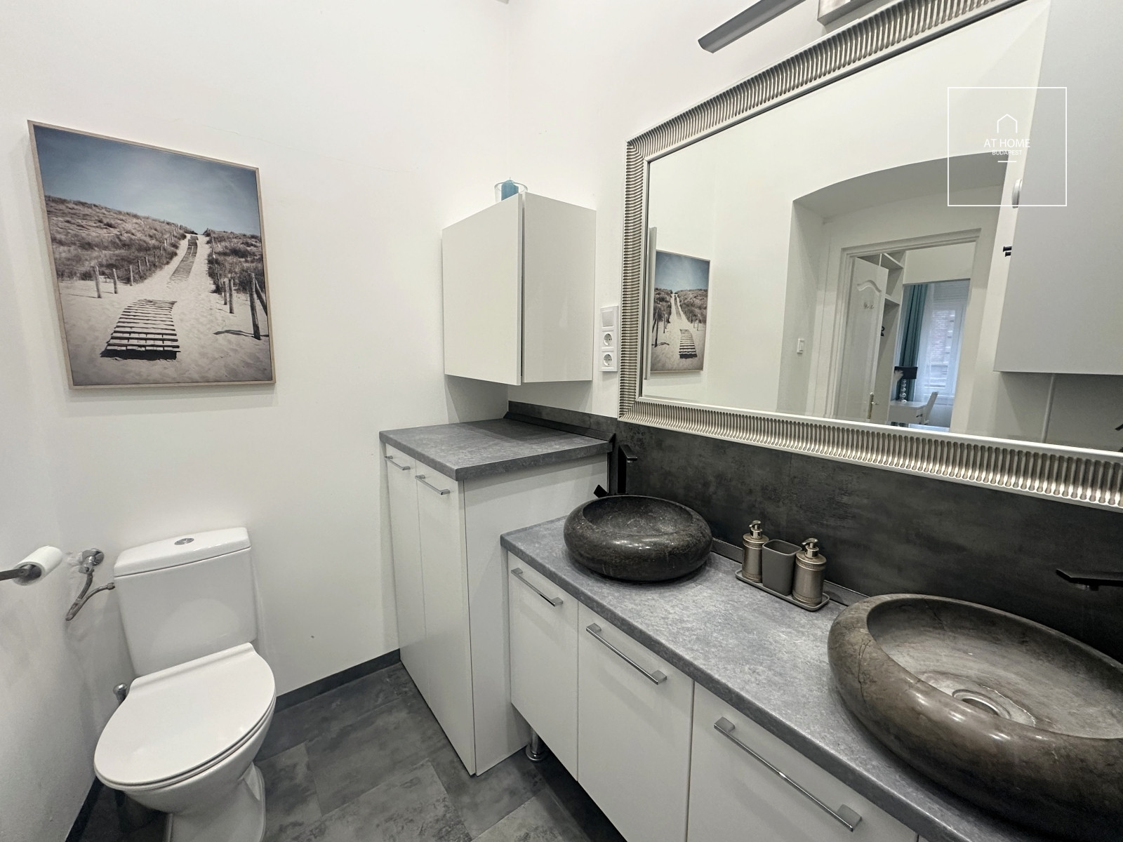 Refurbished classical apartment for rent in District VII, Erzsébetváros, Budapest