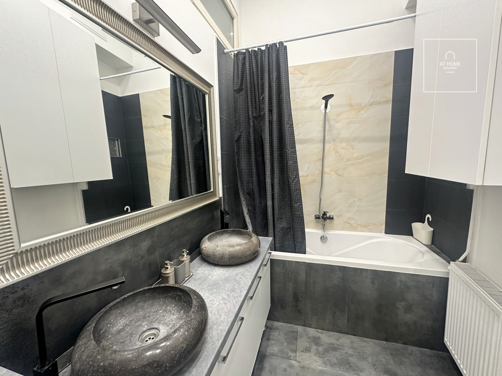 Refurbished classical apartment for rent in District VII, Erzsébetváros, Budapest