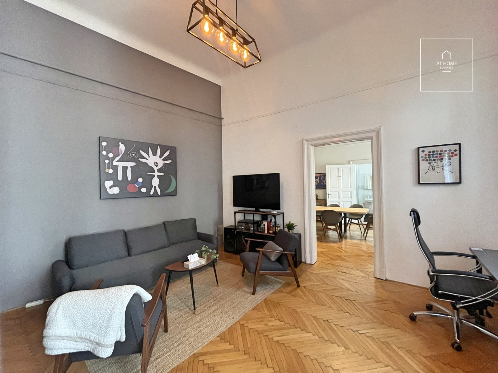 Elegant apartment for rent in Budapest VI. district, near the Opera