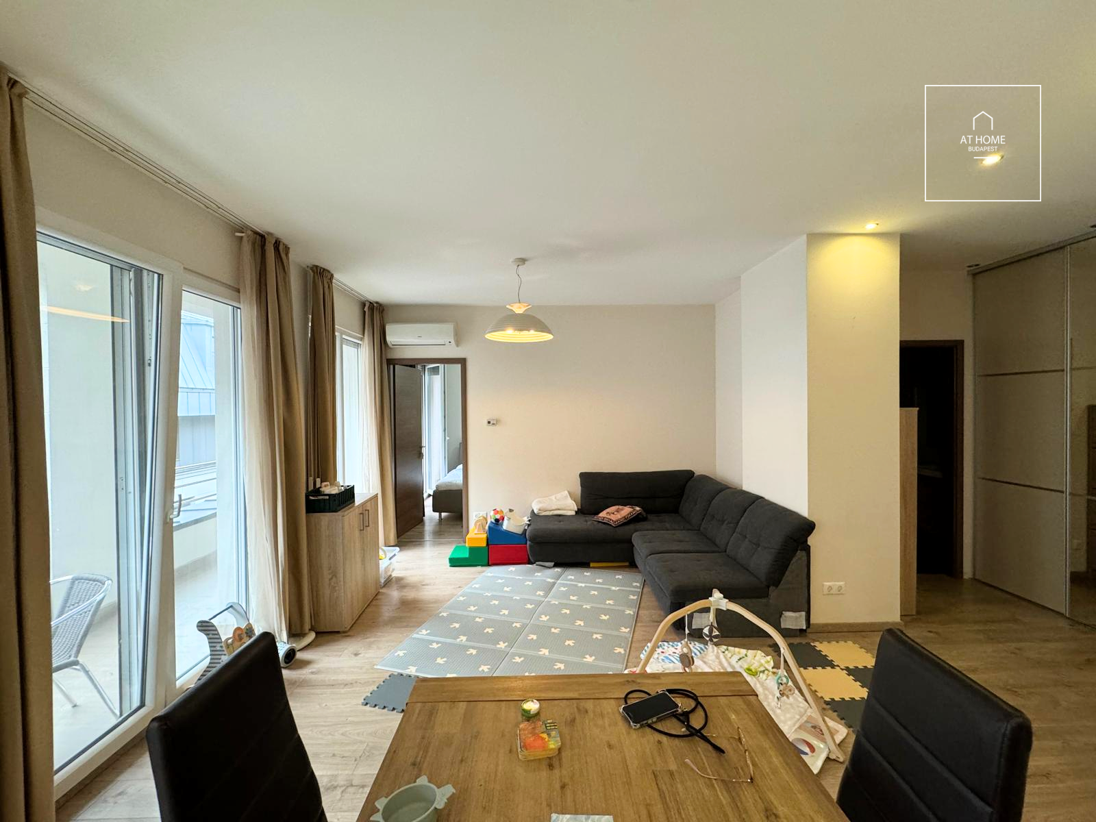 Exclusive apartment for rent Budapest VI. district, Terézváros