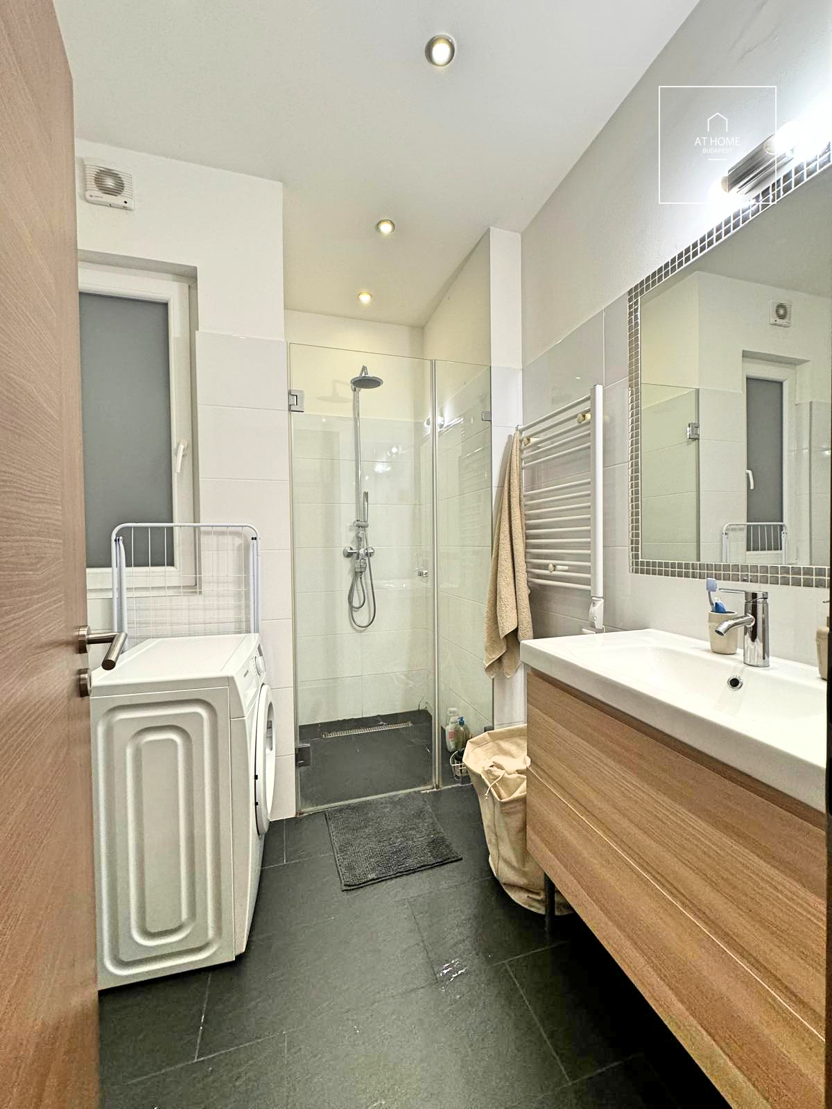 Exclusive apartment for rent Budapest VI. district, Terézváros
