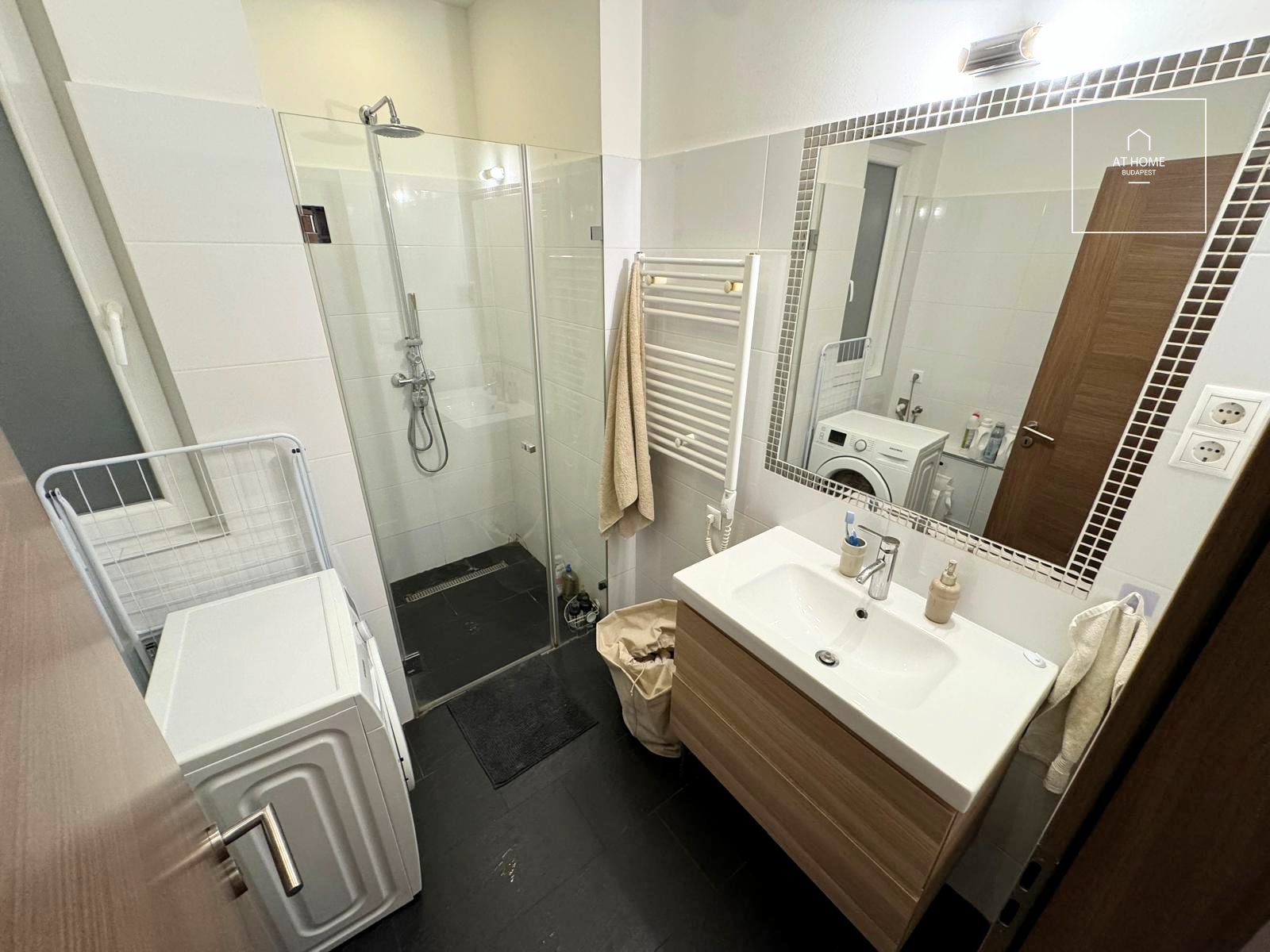 Exclusive apartment for rent Budapest VI. district, Terézváros