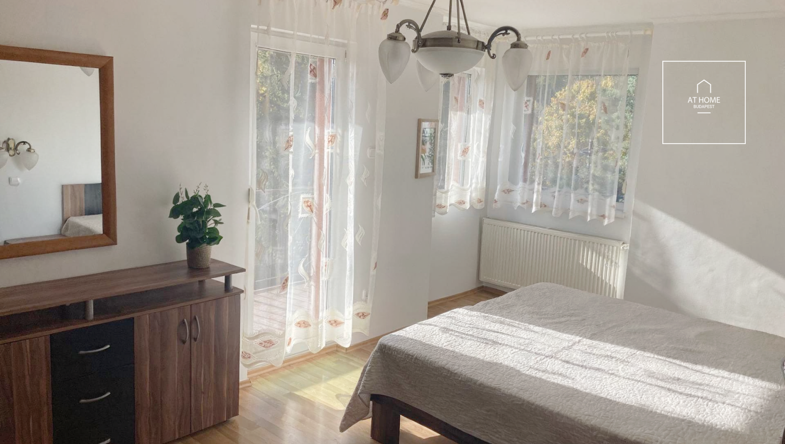 Elegant semi-detached house for rent  II/A. district, Pesthidegkút