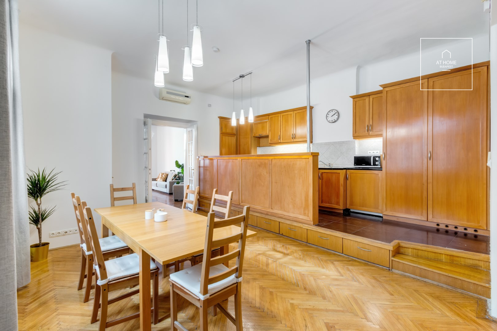 Stellar apartment for rent Budapest VI. district, Terézváros