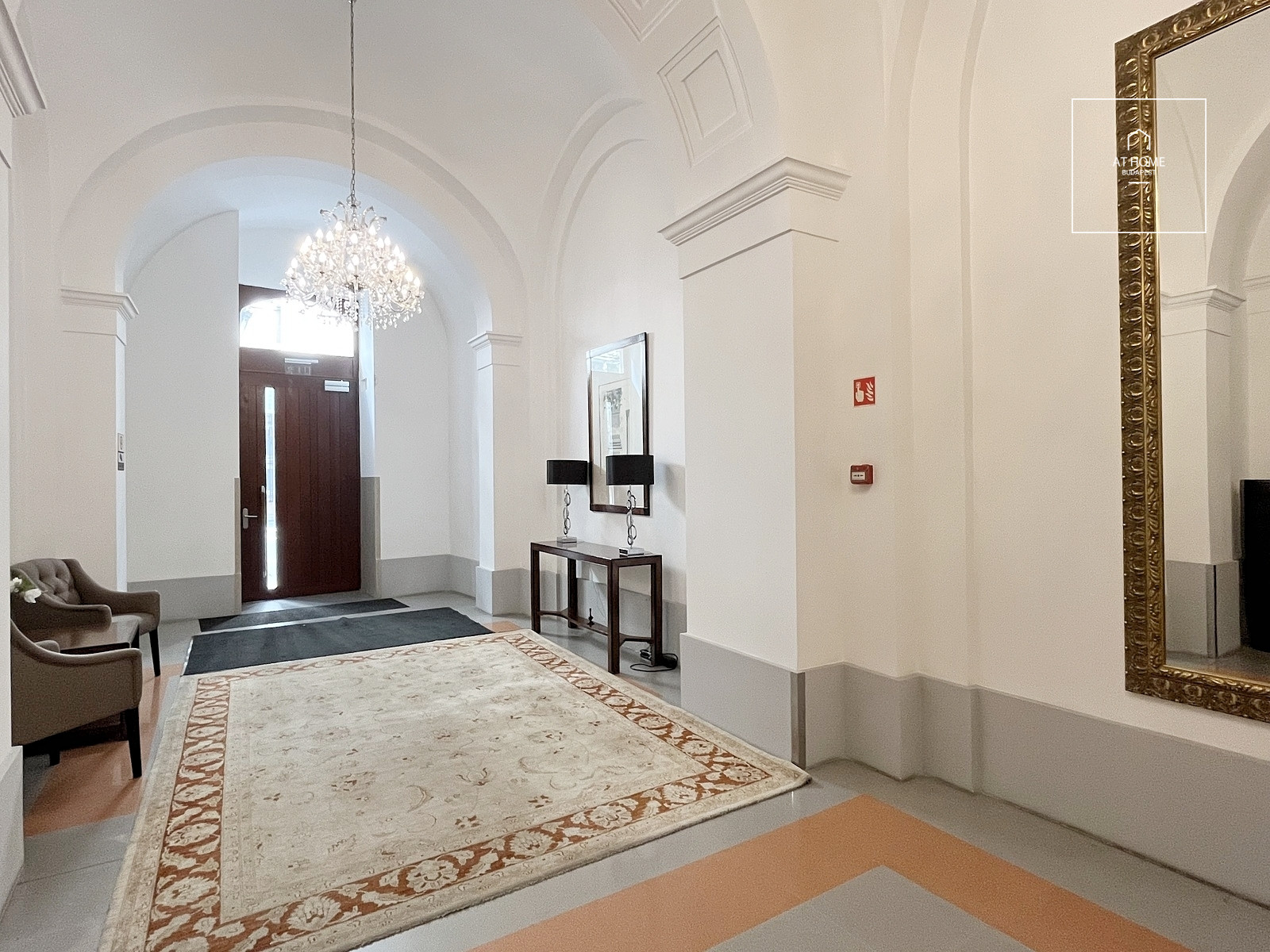 Exclusive apartment for rent Budapest V. district, Belváros