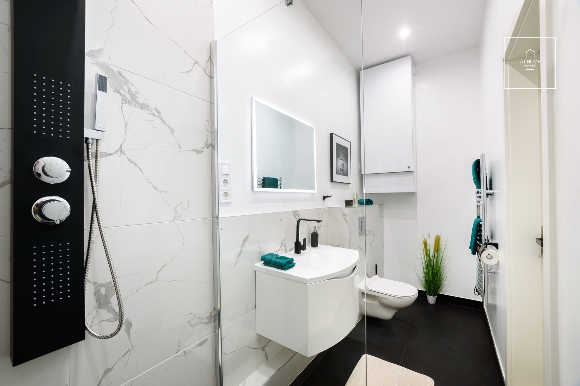 High standard luxury apartment for rent in Budapest V. district