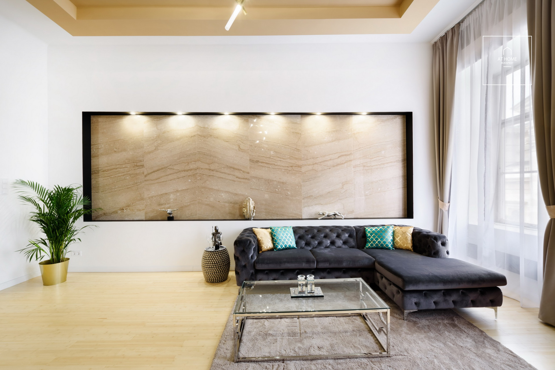 High standard luxury apartment for rent in Budapest V. district