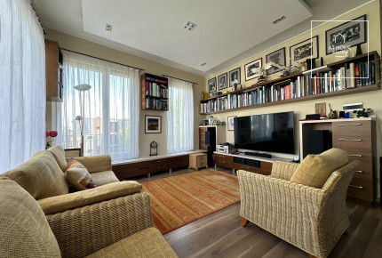 Three-bedroom Apartment with Terrace for Rent on Sasad, District XI
