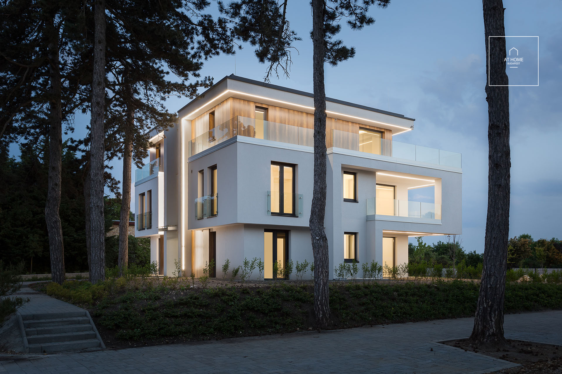 Newly built three-bedroom apartment in a premium residential park Budapest 12th district