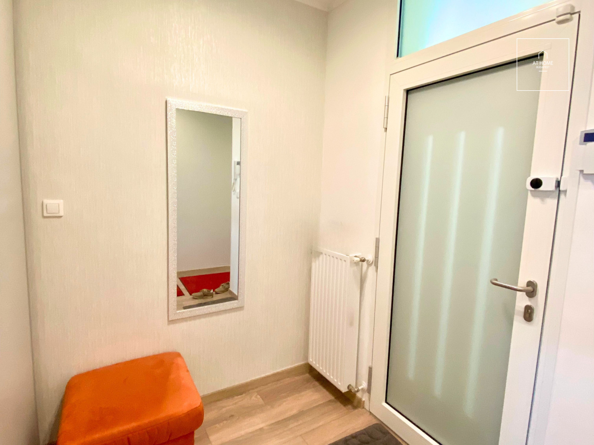 Panoramic Apartment with Terrace and Private Parking in Budapest District II