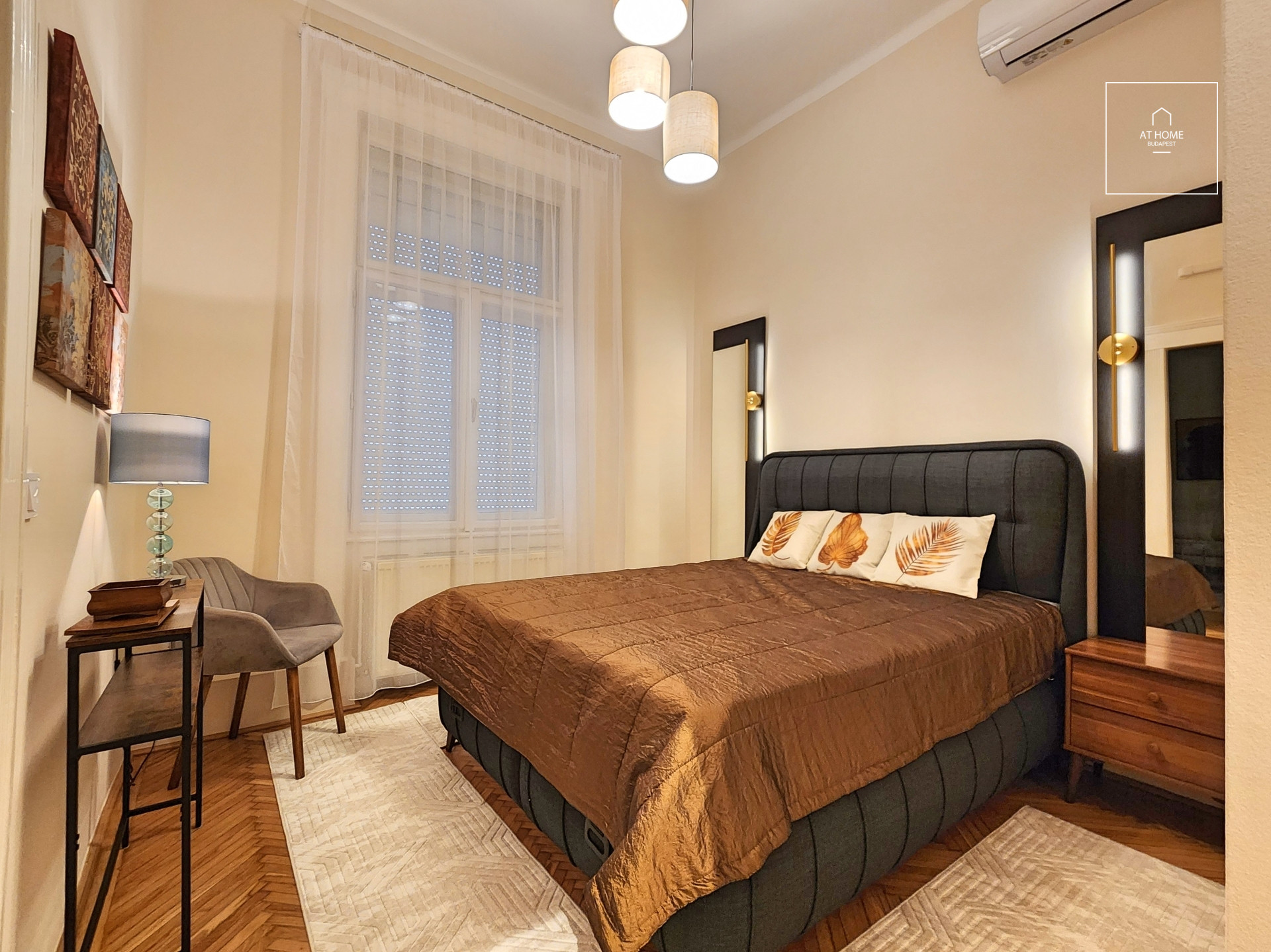 Fully-renovated Premium Downtown Apartment for Rent in District V