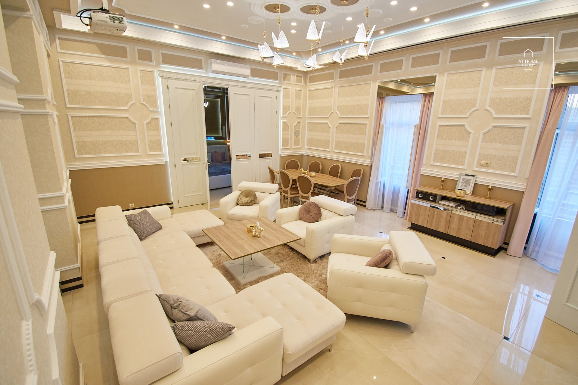 Budapest V. district, downtown, 147 sqm luxury apartment