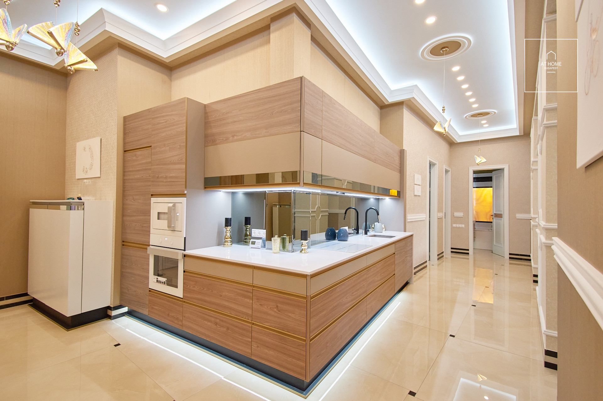 Budapest V. district, downtown, 147 sqm luxury apartment