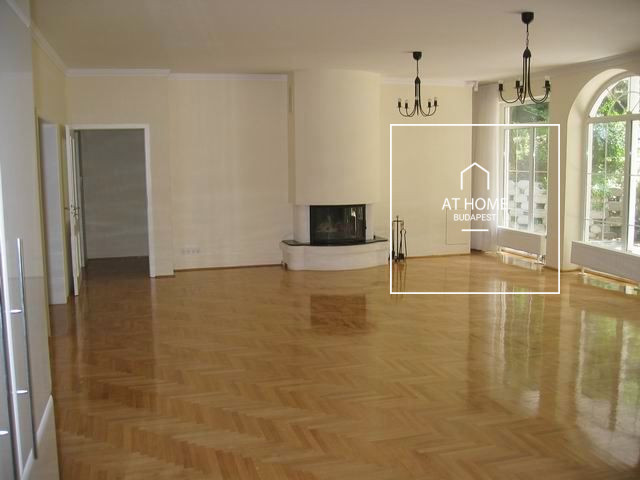 Elegant apartment for Sale in Svábhegy, District XII