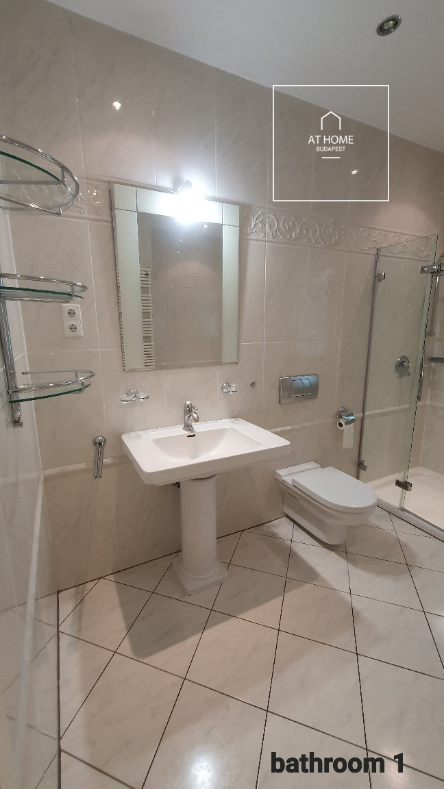 Elegant apartment for Sale in Svábhegy, District XII