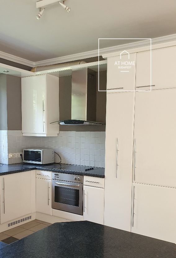 Elegant apartment for Sale in Svábhegy, District XII
