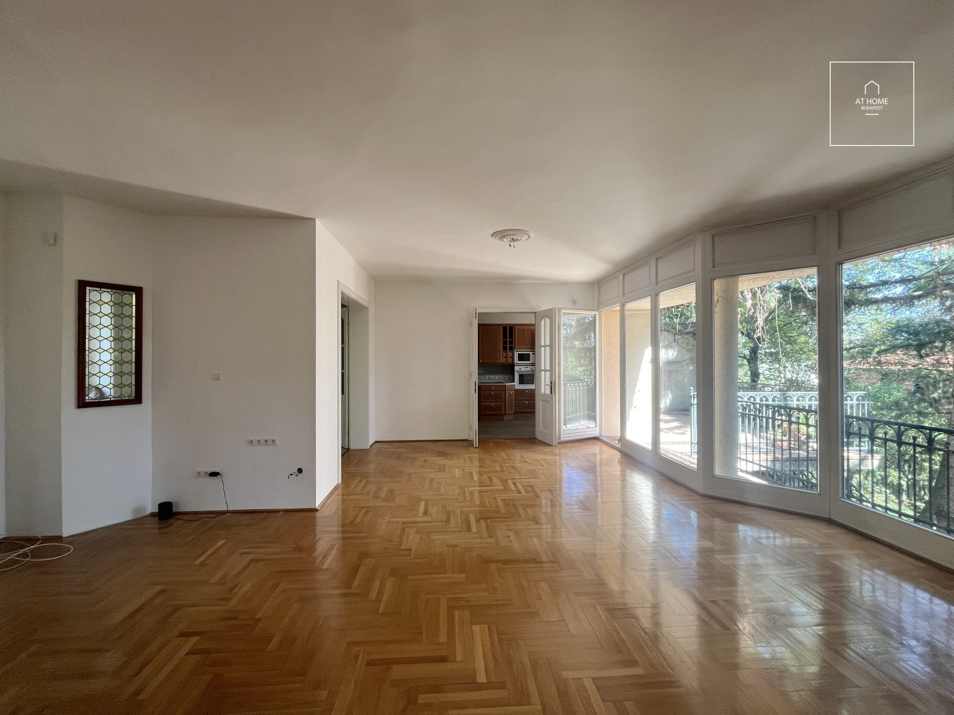 Unique Bauhaus Villa for Sale in Sas-hegy, District XI, Budapest