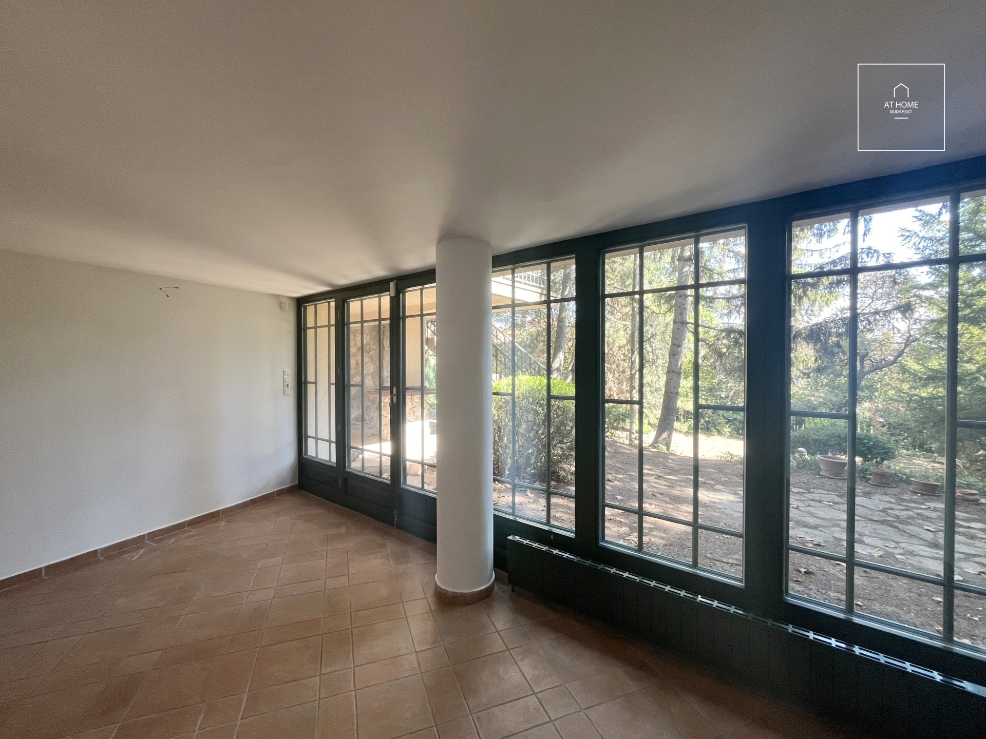 Unique Bauhaus Villa for Sale in Sas-hegy, District XI, Budapest