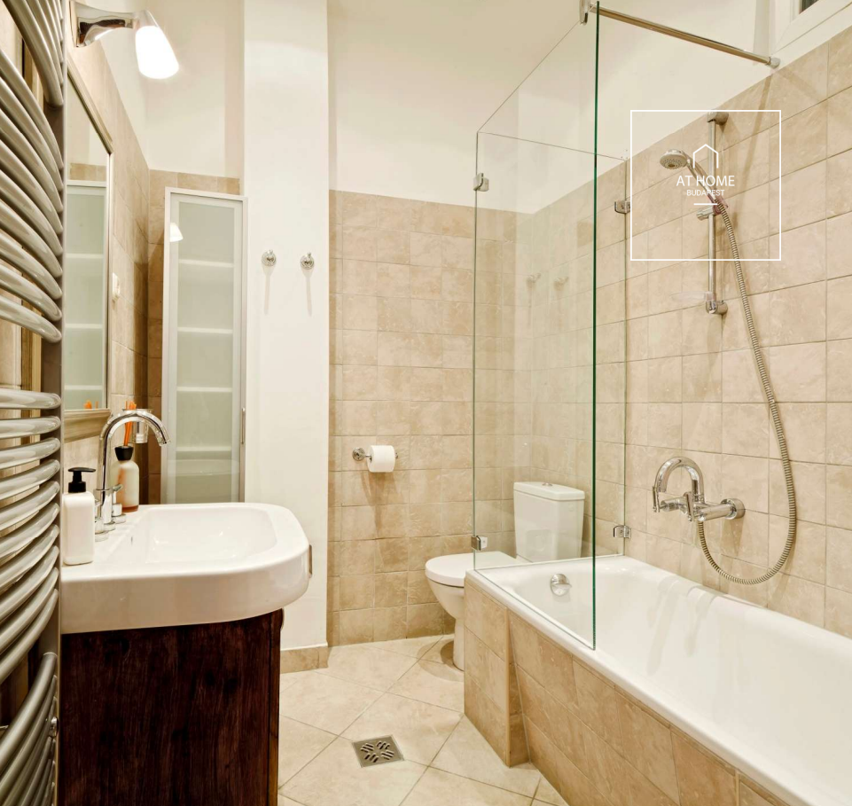 Exclusive 99 sqm two-bedroom apartment with a 3 sqm balcony in Budapest’s 6th District