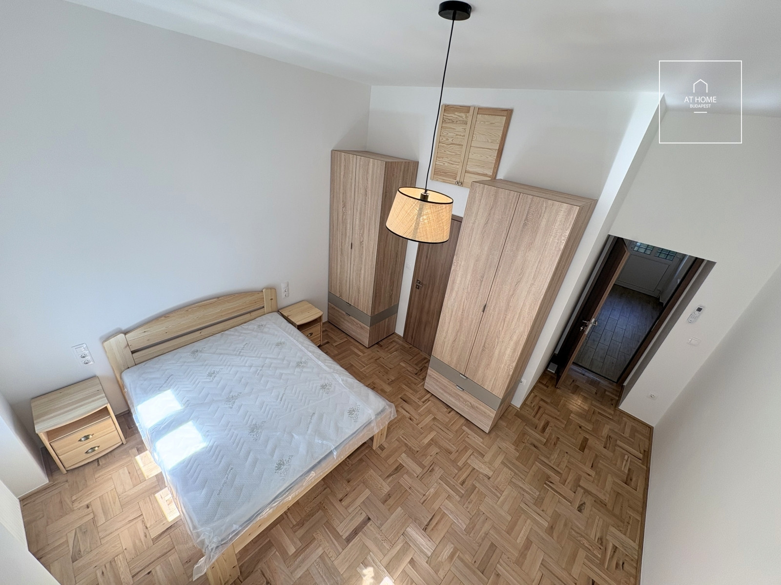 Renovated 35 sqm Apartment for Rent in District XIII