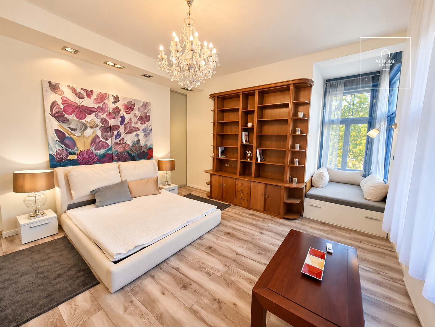 Villa Napsugár, Exkluzív kertkapcsolatos villalakás Budapest XII. kerület Virányos eladó