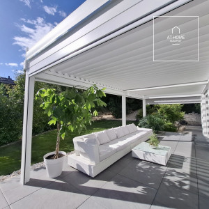 NEW-BUILD, ENERGY-EFFICIENT FAMILY HOME WITH A FOUR-CAR GARAGE, BORDERING NATURE