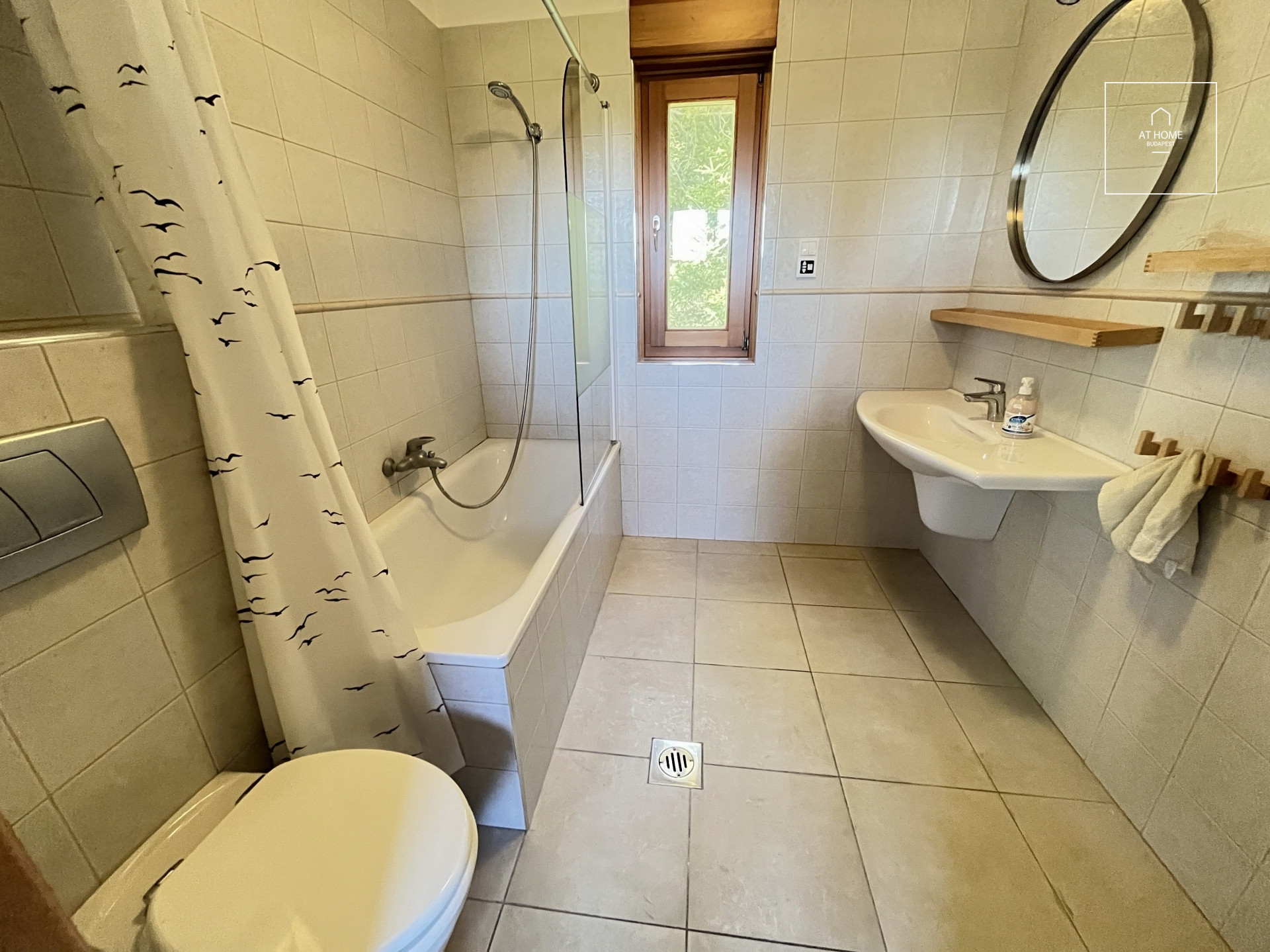 Gyönyörű családi ház kiadó II. kerület, Budaliget