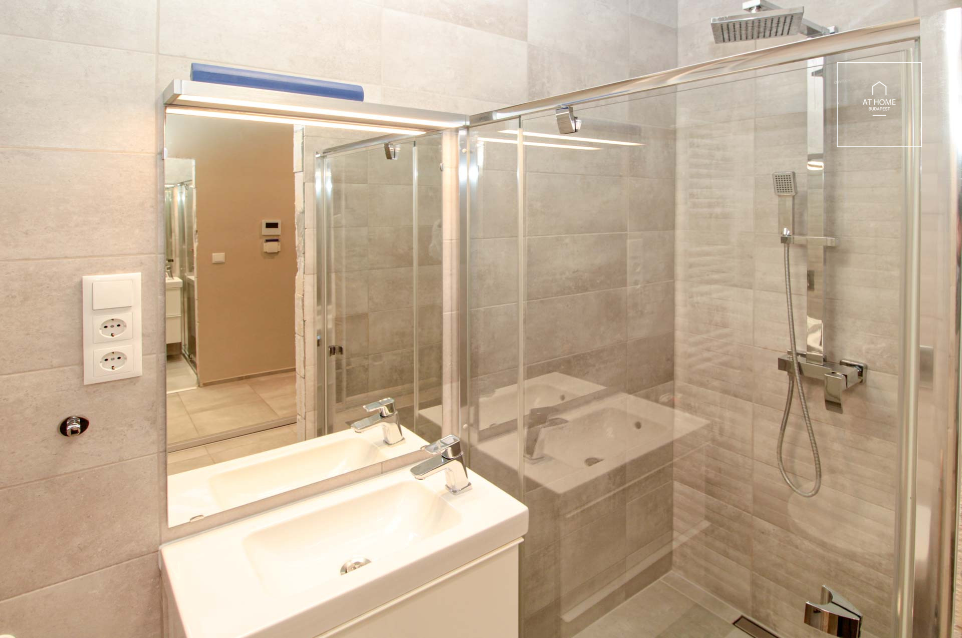 Luxury apartment for rent with a breathtaking panorama, Budapest District I, Gellérthegy