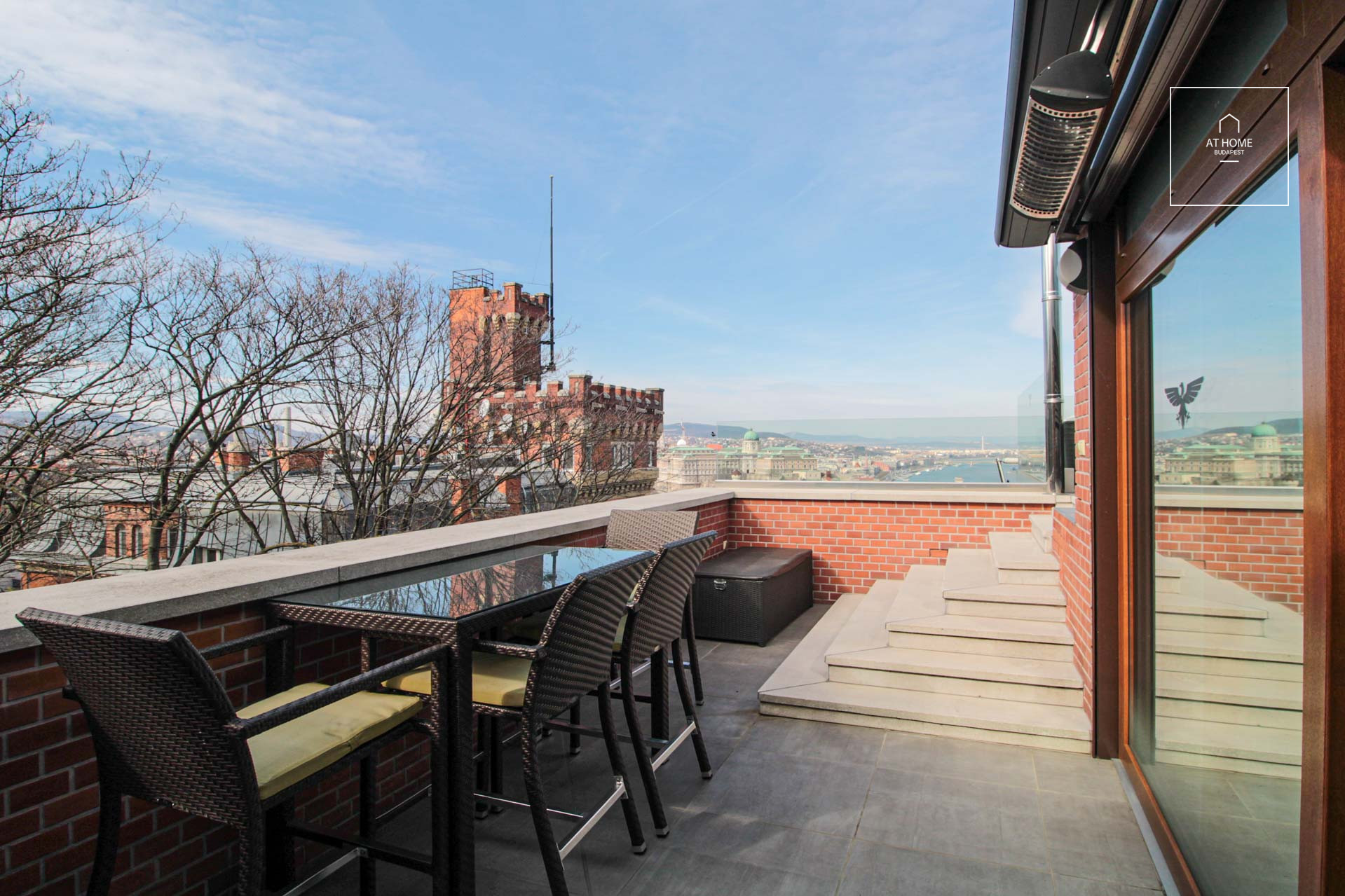 Luxury apartment for rent with a breathtaking panorama, Budapest District I, Gellérthegy