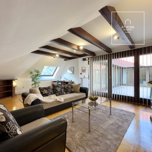 Attic apartment with a garage space in District II, Szemlőhegy