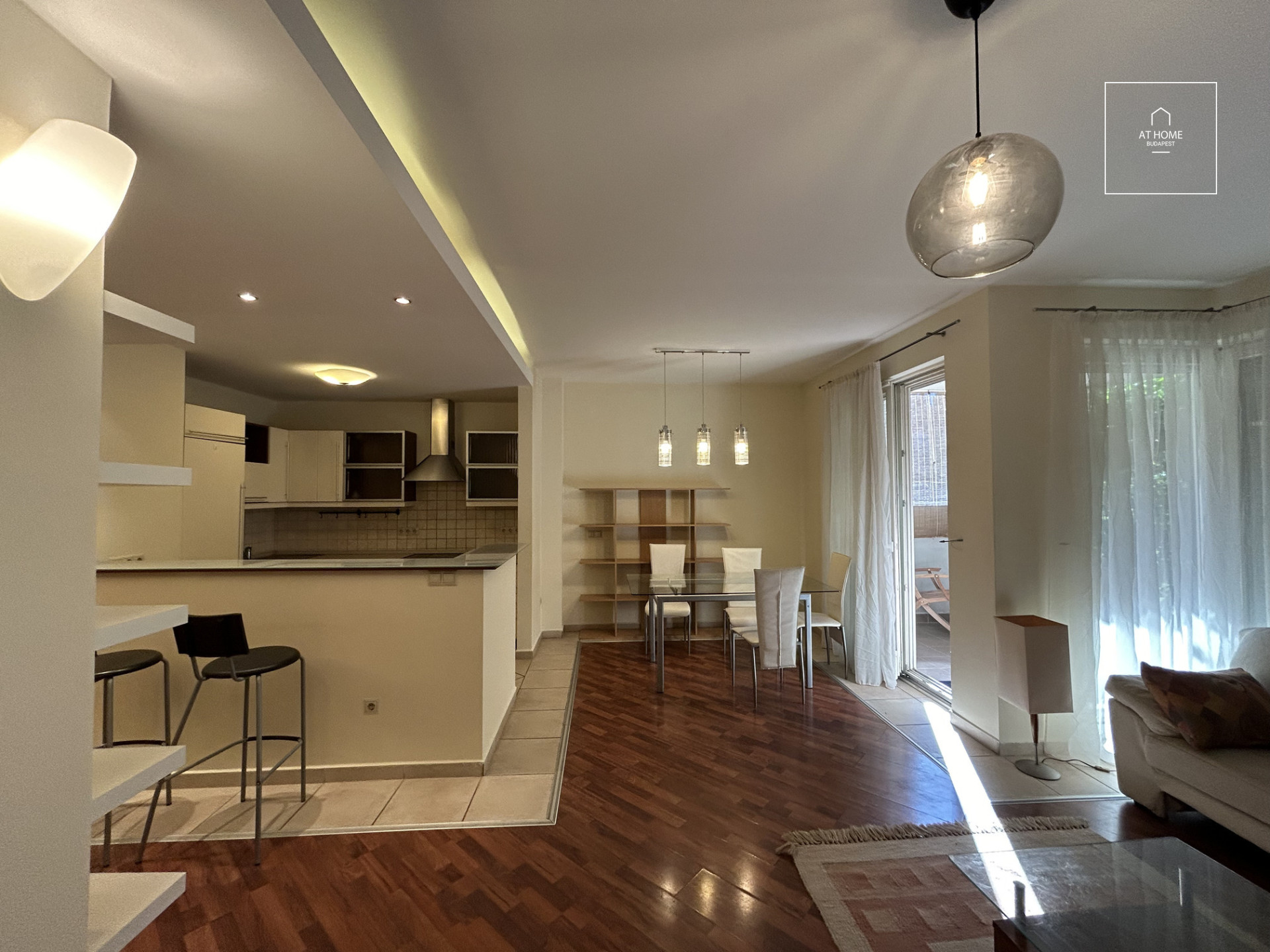 One-bedroom apartment with garden connection for rent Budapest II. district, Kurucles