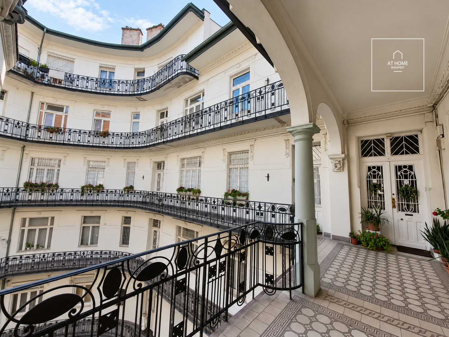 Sunny apartment for sale Budapest I. district, Vár