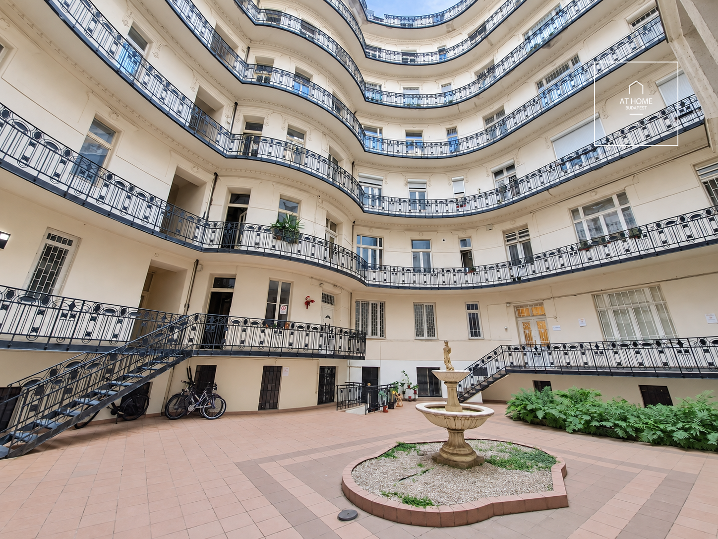 Sunny apartment for sale Budapest I. district, Vár