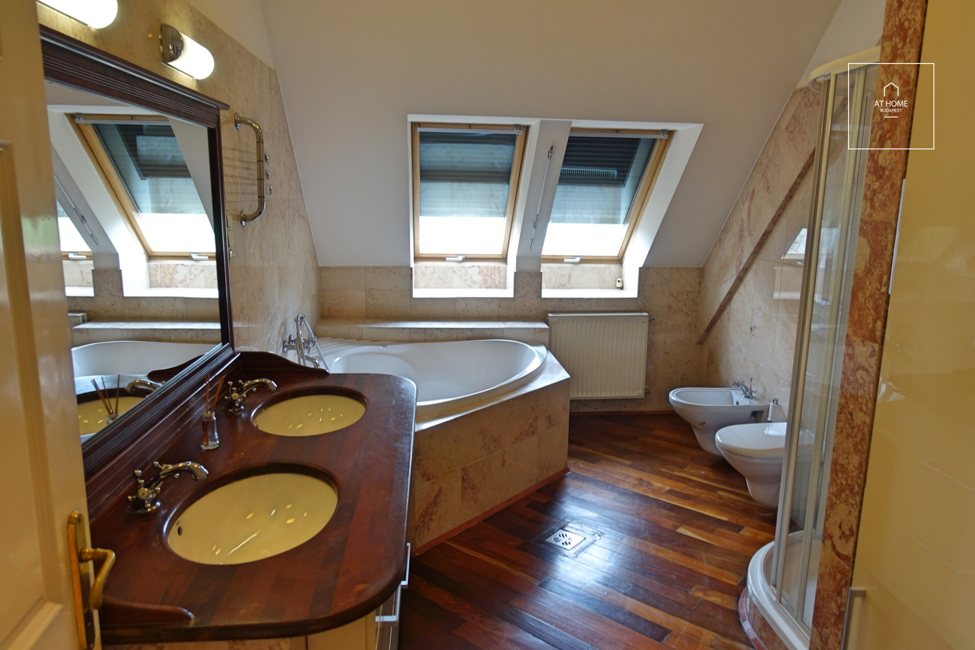 3-bedroom villa apartment for rent, Budapest District XI, Gellérthegy