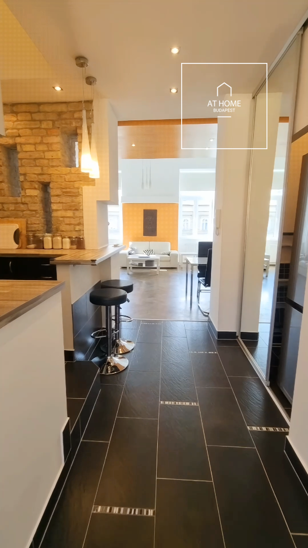 Renovated Two-bedroom Apartment for Rent in Józsefváros, District VIII
